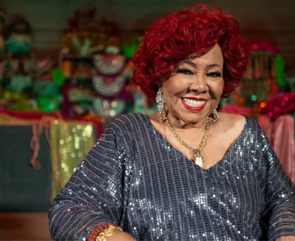 Alcione sendo homenageada no "Som Brasil"
