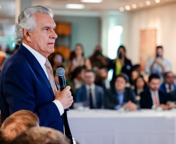 Governo de Goiás anuncia medidas em auxílio a empresas afetadas pelo tarifaço