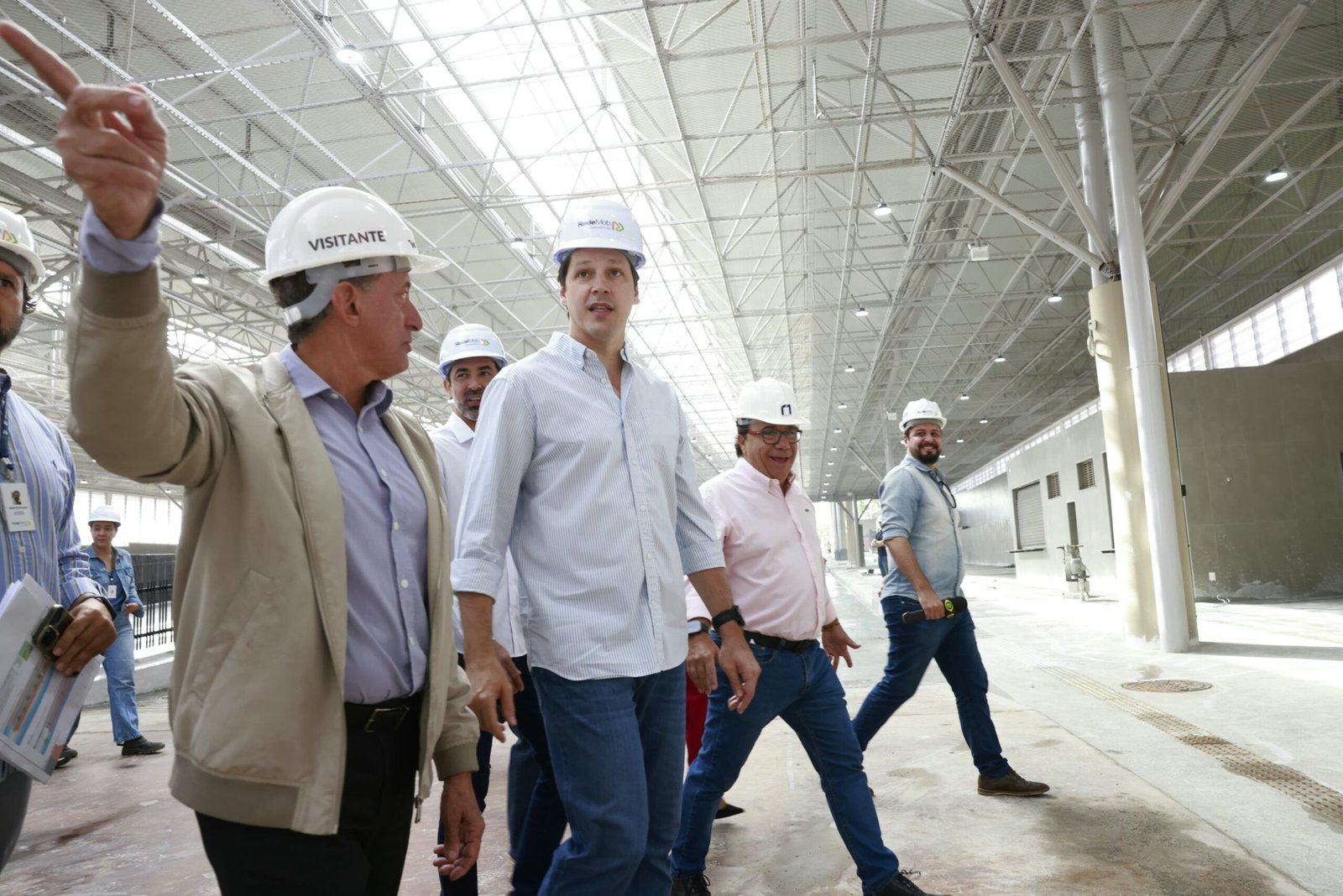 Terminal Praça da Bíblia passa por vistoria e tem inauguração confirmada para setembro