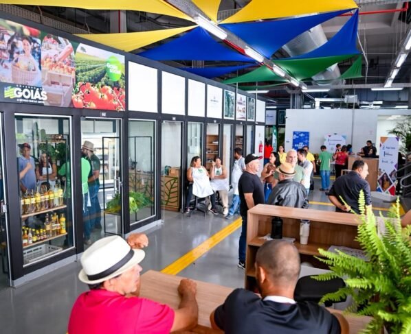 Mercadão Goiano em Á guas Lindas