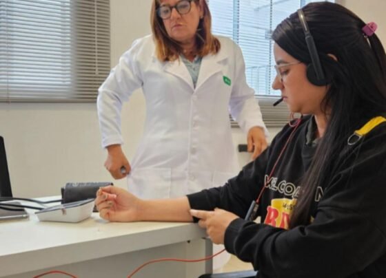 Serviço une telemedicina e suporte presencial nas unidades de Jataí, Rio Verde e Posse, ampliando acesso a mais de 30 especialidades