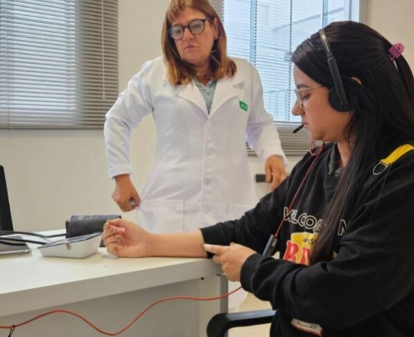 Serviço une telemedicina e suporte presencial nas unidades de Jataí, Rio Verde e Posse, ampliando acesso a mais de 30 especialidades