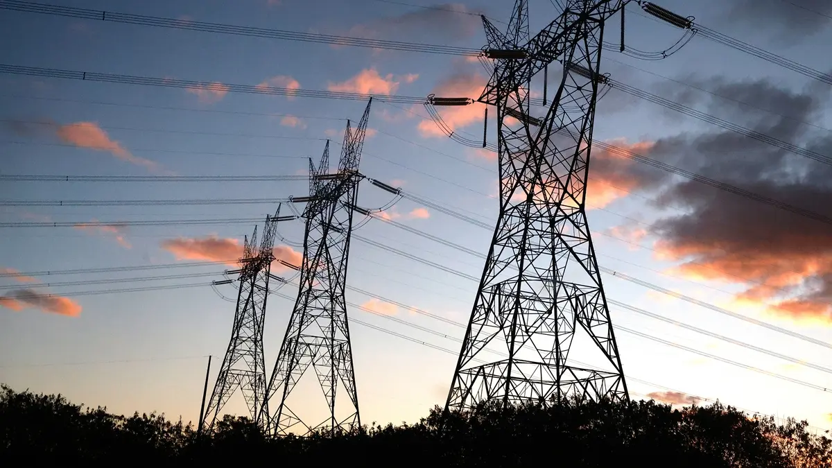 'Troca de concessionária', diz Caiado após Goiás alcançar melhor resultado no fornecimento de energia